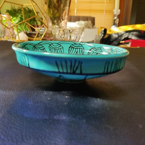 Fish Bowl from the British Museum, an Egyption reproduction in Turquoise Blue - Picture 2 of 7